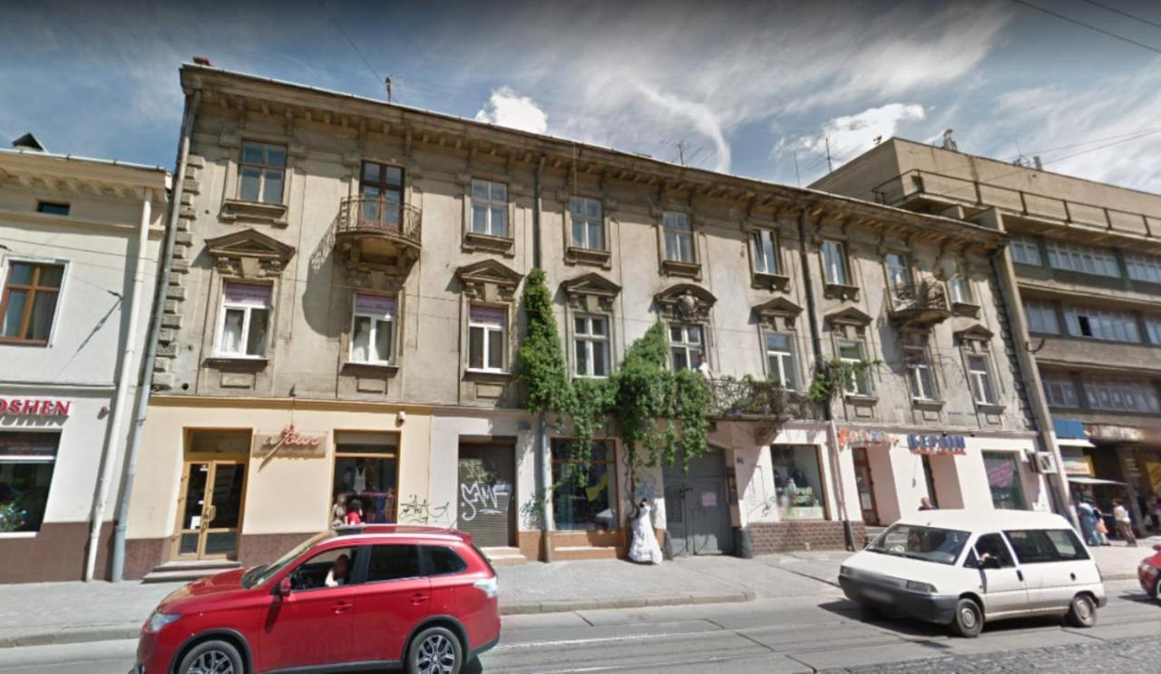Stylish Apartments In The Center Lviv Exterior photo